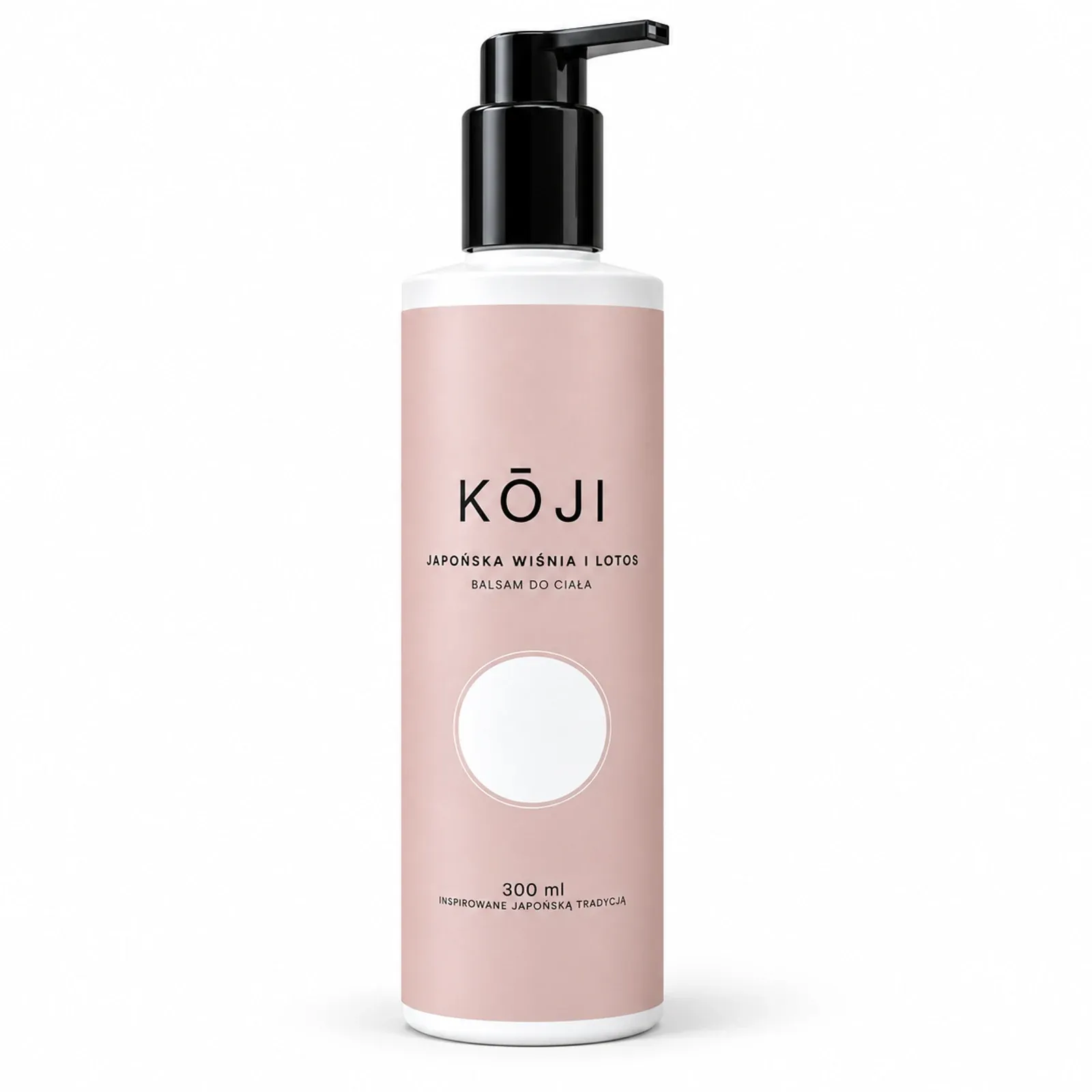 Balsam do ciała Kōji 300 ml z różową etykietą i pompką, na białym tle